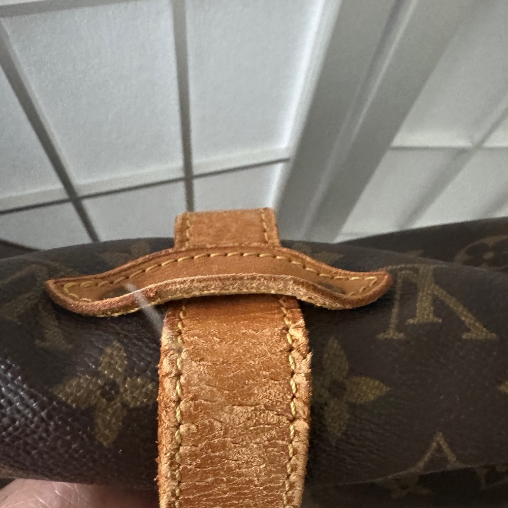 Louis Vuitton Dark Brown Monogram Messenger Bag - Picture 6 of 16